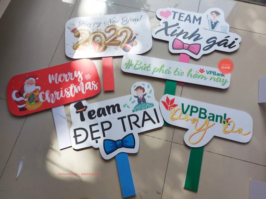 Thiết kế và sản xuất hashtag cầm tay 0963.058.007 - Chuyên Làm biển quảng cáo đẹp giá rẻ nhất Hà Nội